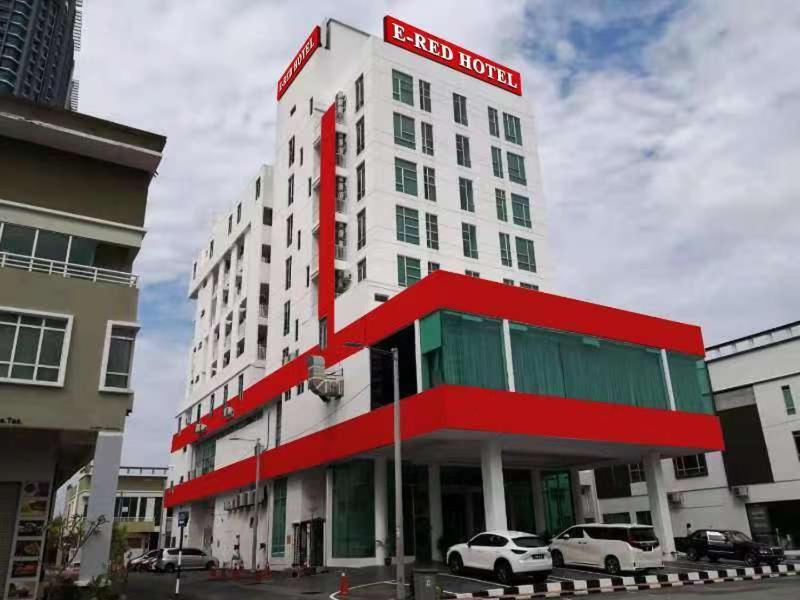 E-Red Hotel Melaka Екстериор снимка